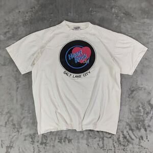 Oneita men’s white vintage 90s t shirt heart rock cafe size XL